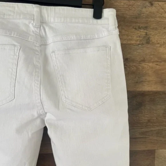 👻 Pistola White Distressed Skinny Jeans - Picture 6 of 9